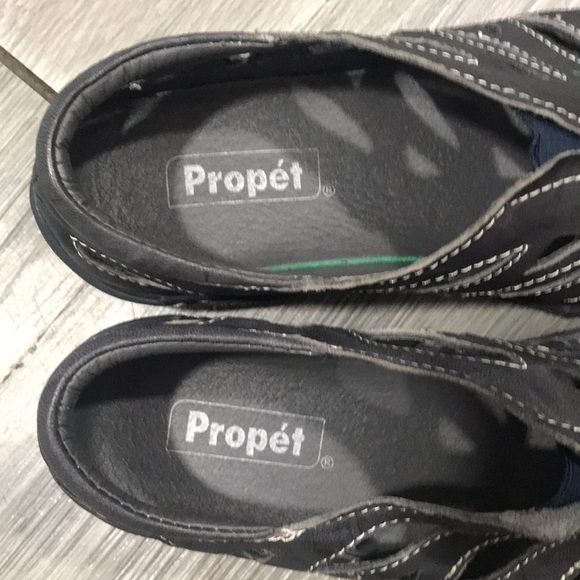 Propét Gray Leather Laser cut “Cameo” Flat - Picture 6 of 8